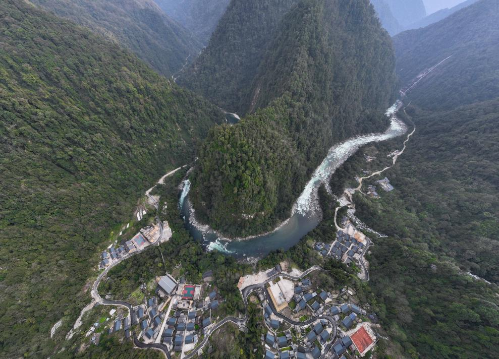 2023年3月10日，獨(dú)龍江航拍。