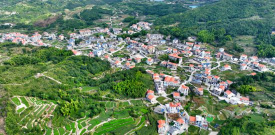 軍營(yíng)村俯瞰。人民網(wǎng)記者 陳博 攝